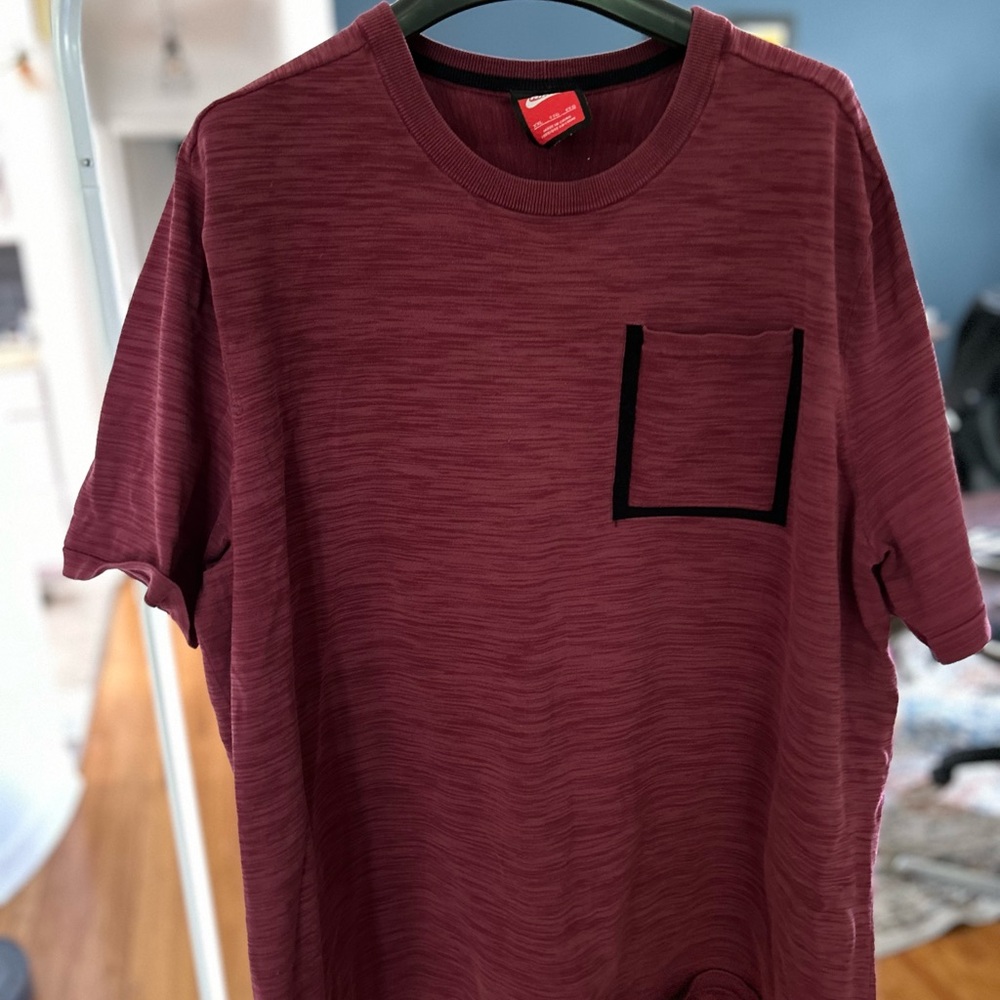Nike Dri-Fit t-shirt maroon